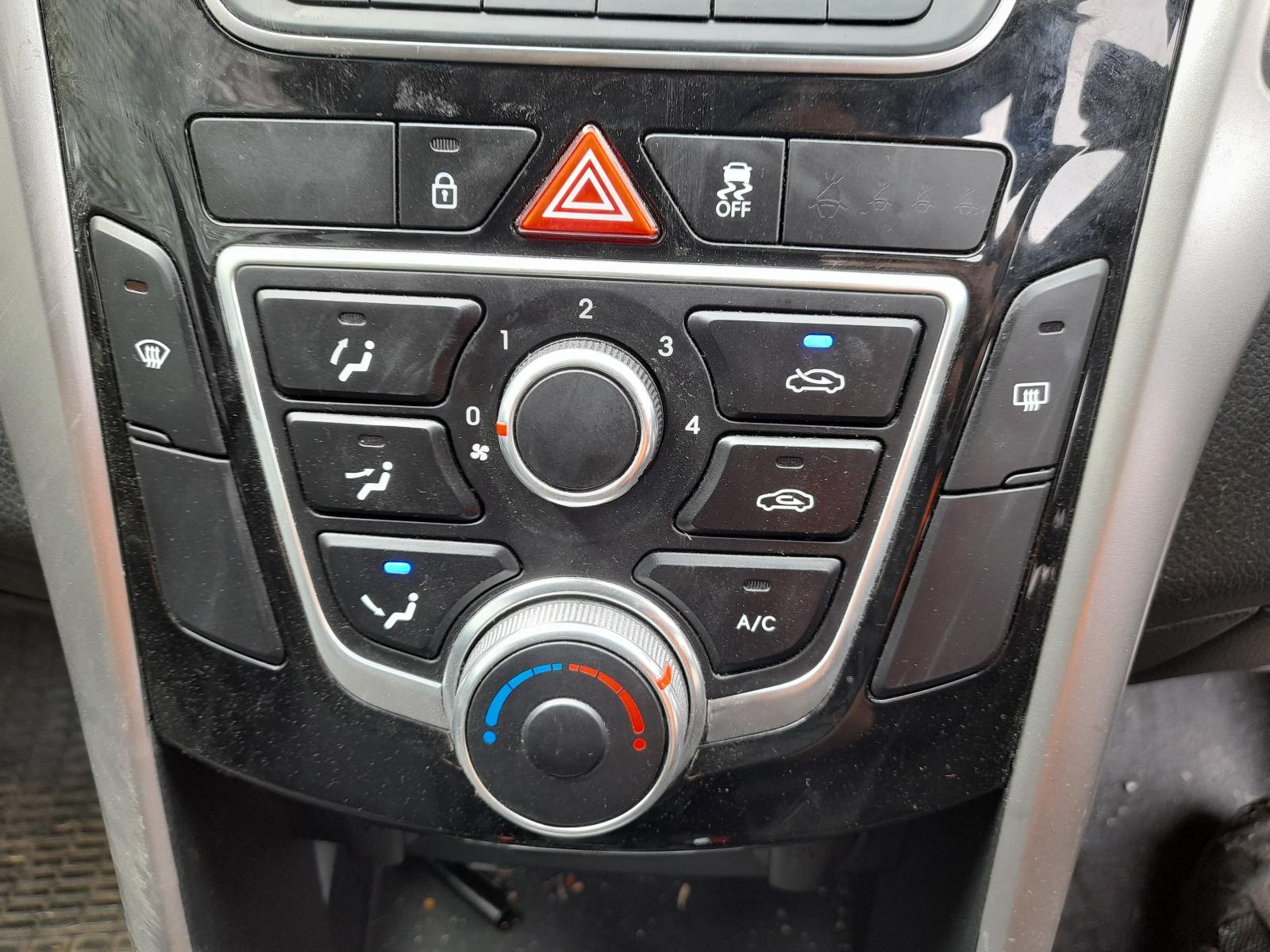 2015 Hyundai I30 Radiator View Auto part Radiator Hyundai I30 2015