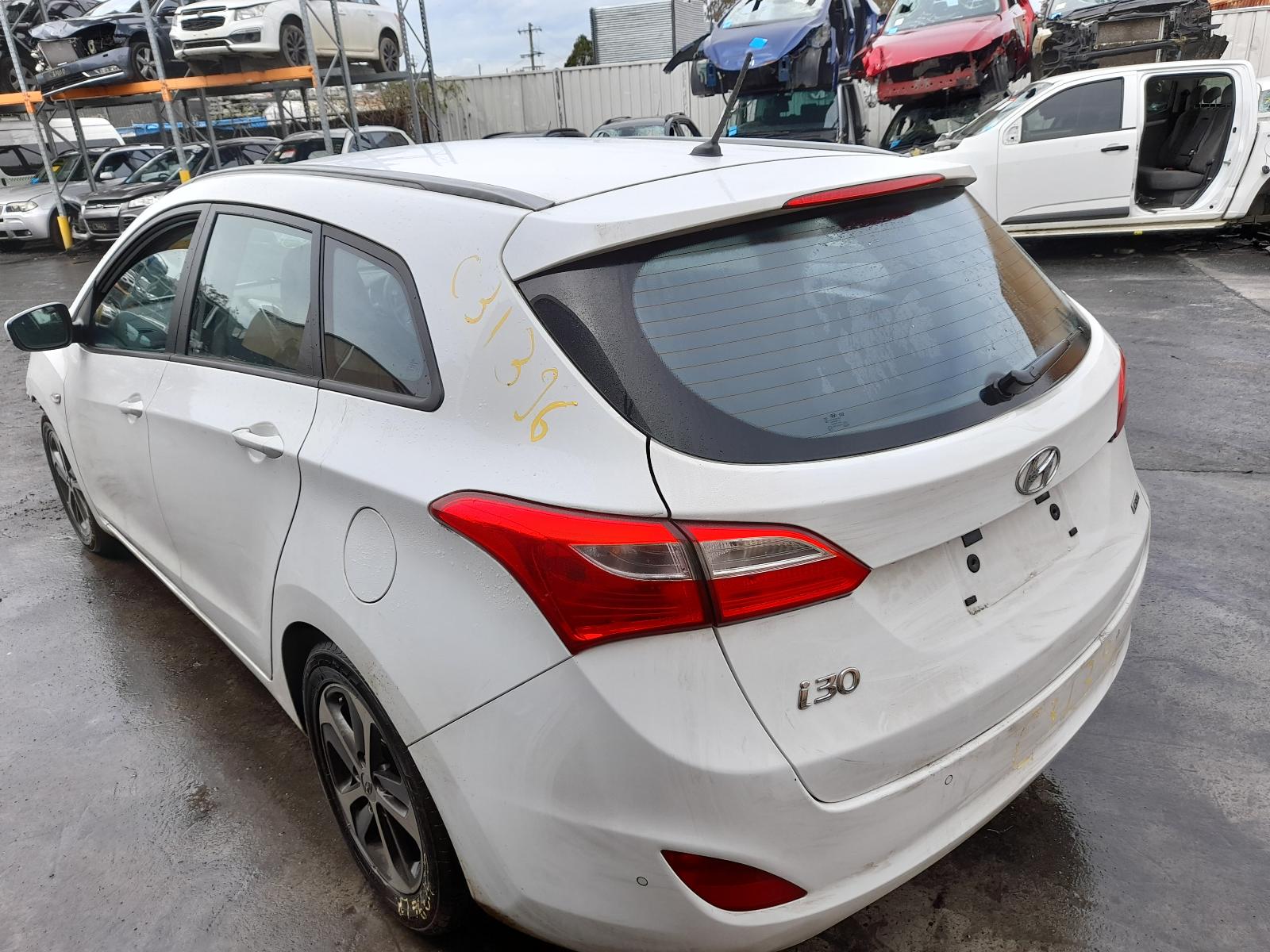 2015 Hyundai I30 Radiator View Auto part Radiator Hyundai I30 2015