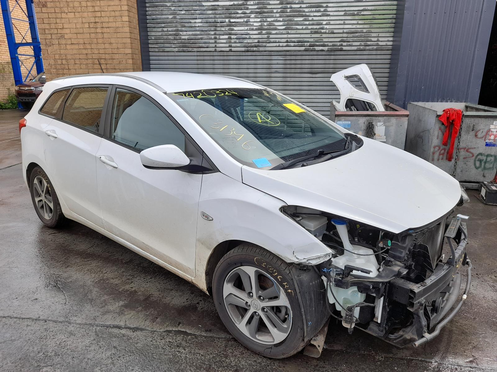 2015 Hyundai I30 Radiator View Auto part Radiator Hyundai I30 2015