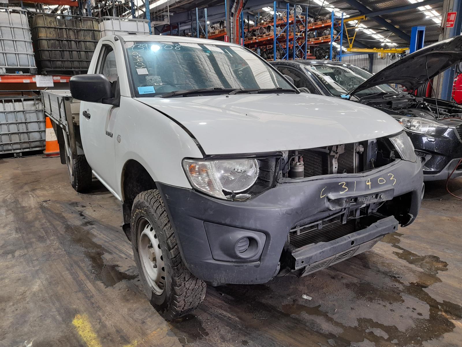 2011 Mitsubishi Triton Starter View Auto part Starter Mitsubishi Triton 2011