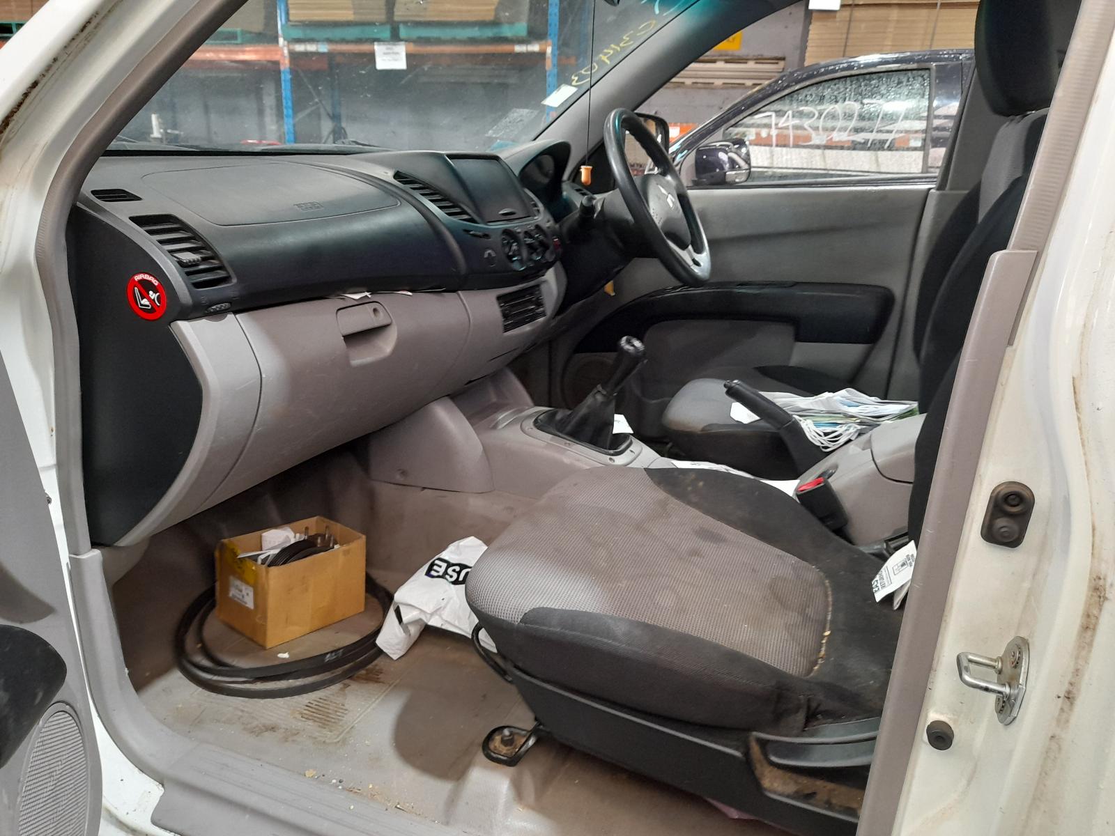 2011 Mitsubishi Triton Starter View Auto part Starter Mitsubishi Triton 2011