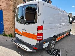 View Auto part Radio/Cd/Dvd/Sat/Tv Mercedes Sprinter 2016