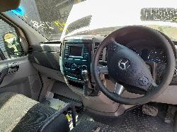 View Auto part Radio/Cd/Dvd/Sat/Tv Mercedes Sprinter 2016