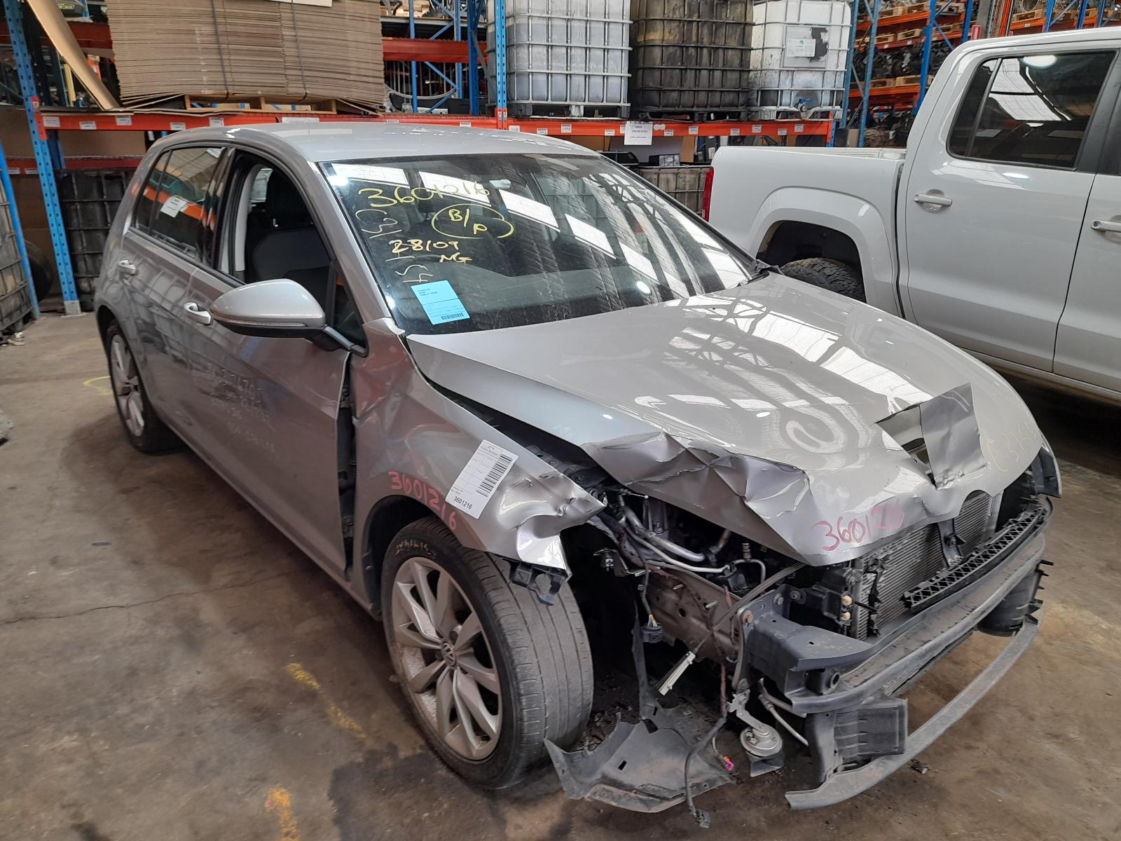 View Auto part Alternator Volkswagen Golf 2015
