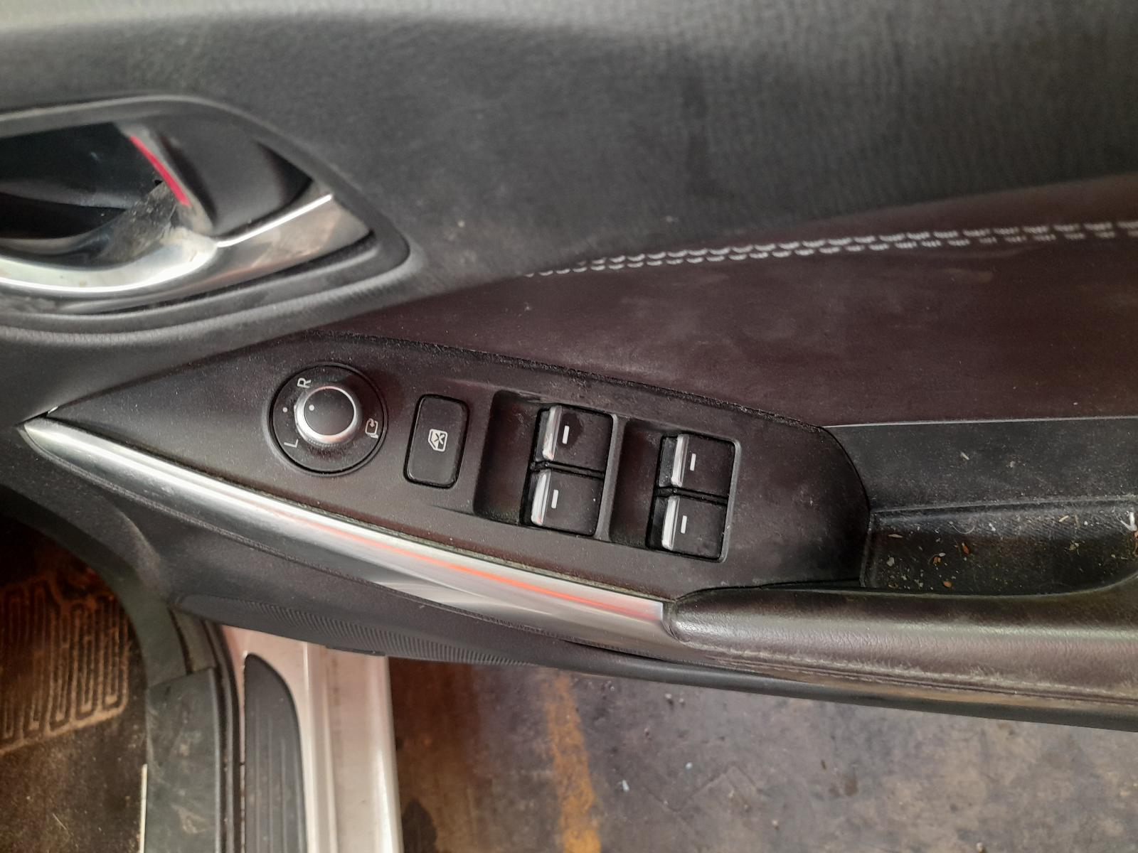 View Auto part Heater/Ac Controls Mazda 6 2015