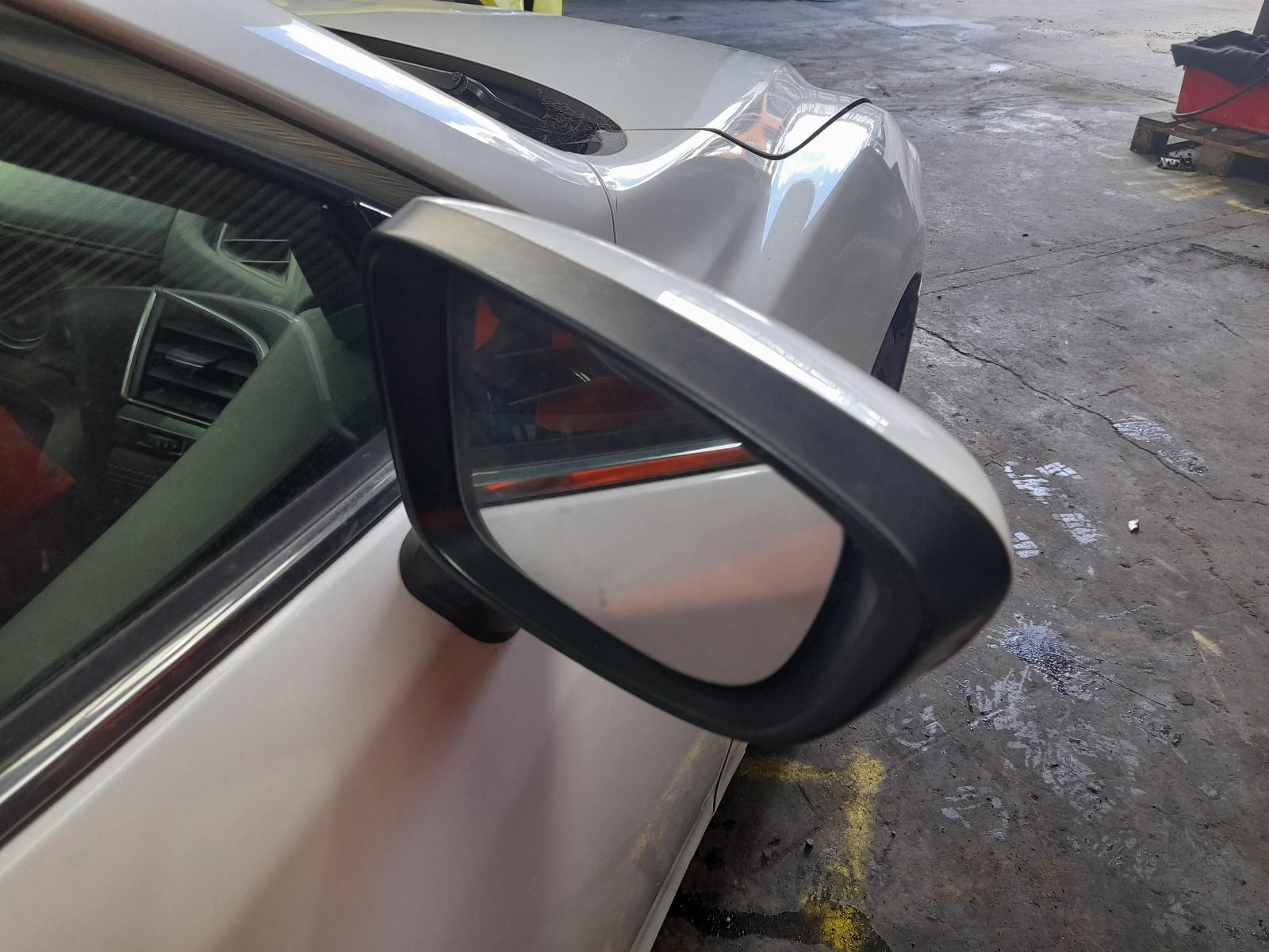 View Auto part Heater/Ac Controls Mazda 6 2015