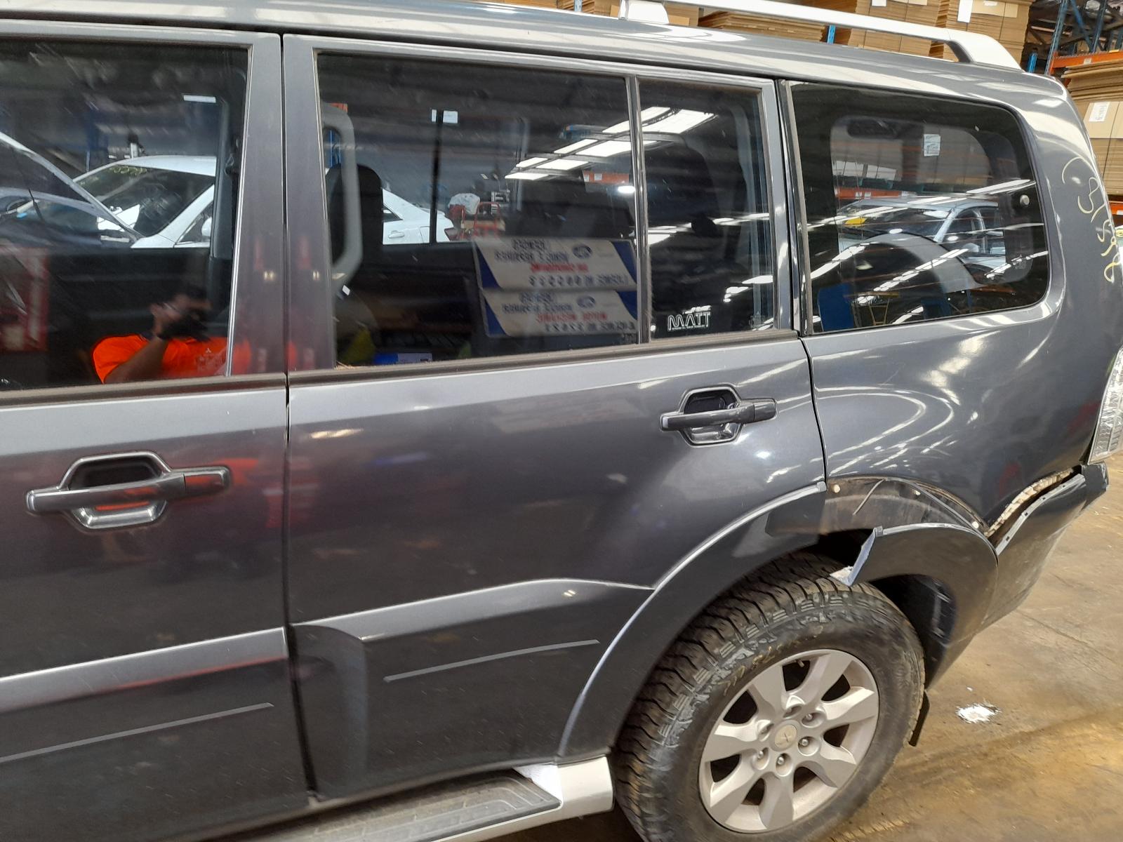 View Auto part Spare Wheel Carrier Mitsubishi Pajero 2009