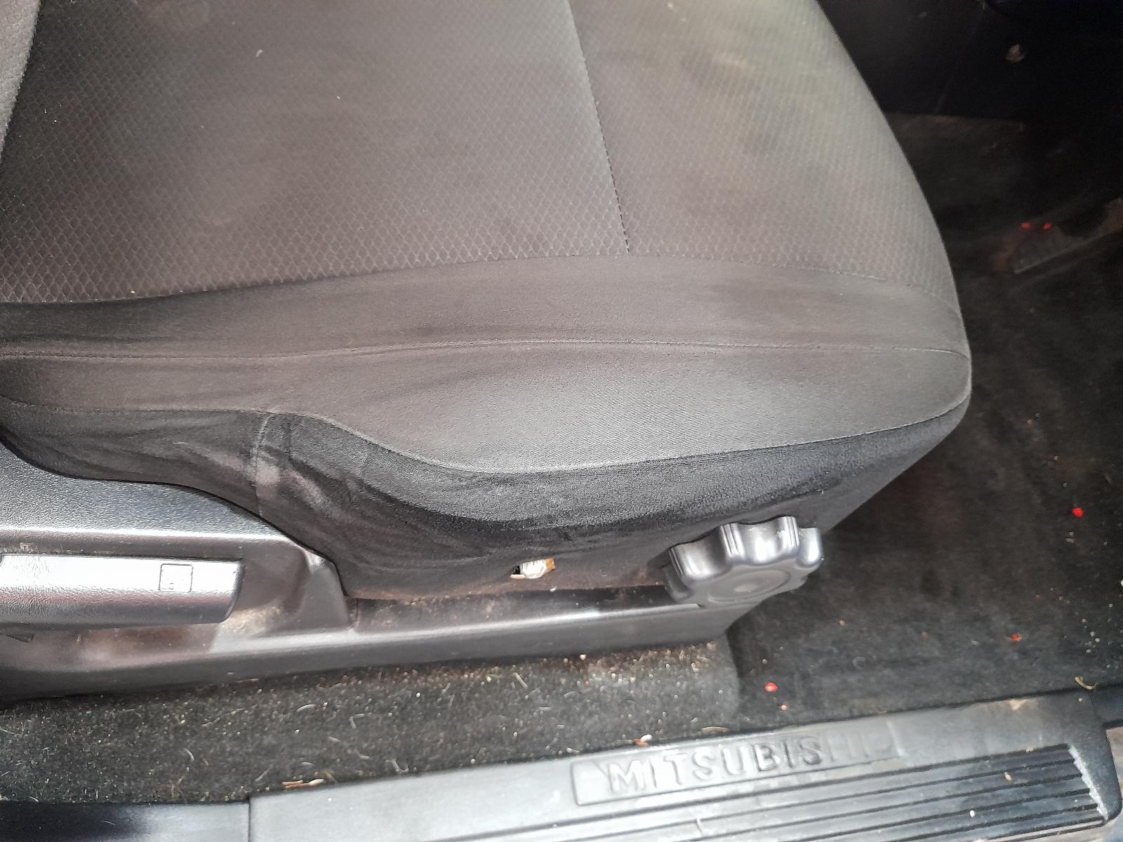 View Auto part Spare Wheel Carrier Mitsubishi Pajero 2009