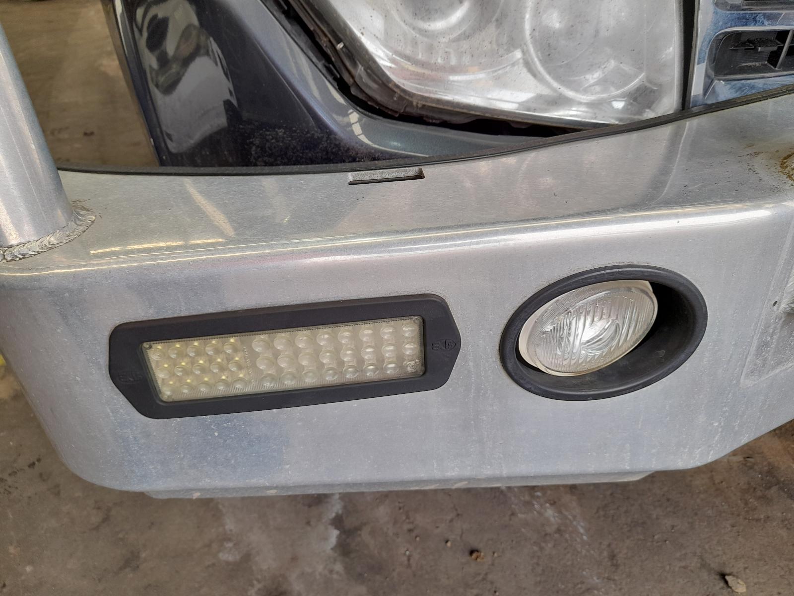 View Auto part Spare Wheel Carrier Mitsubishi Pajero 2009