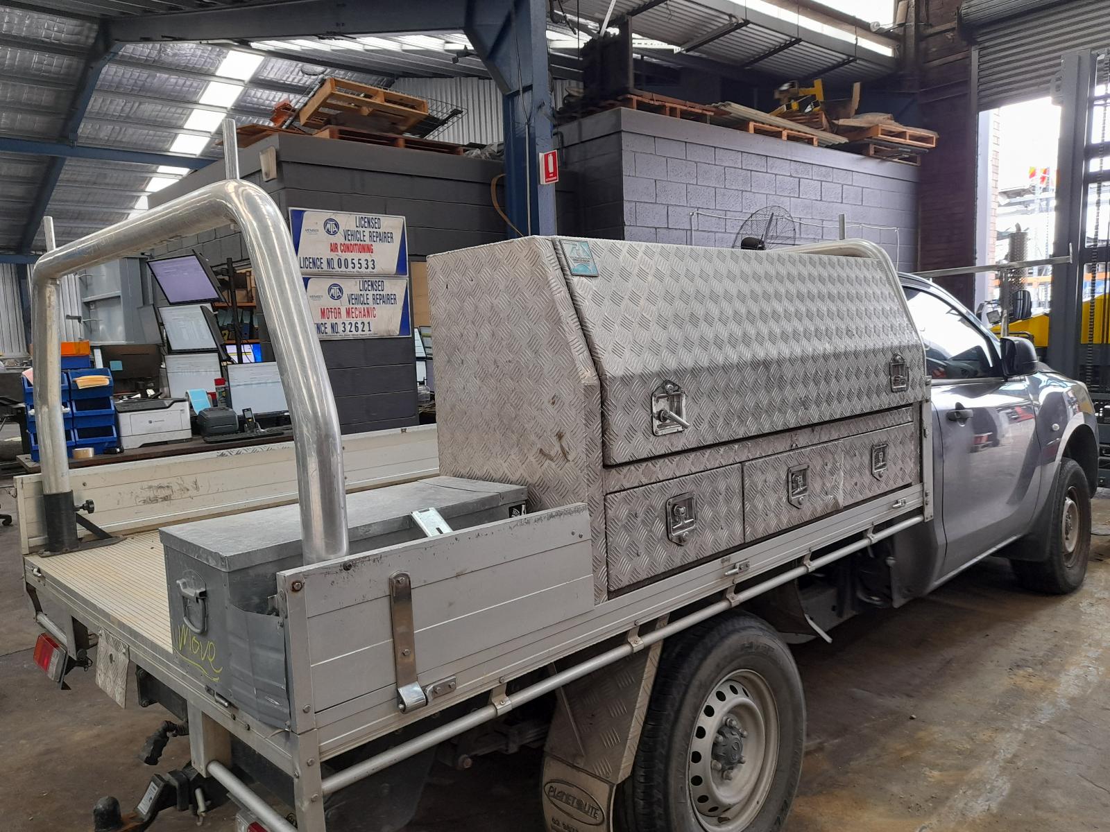 2014 Mazda Bt50 Abs Pump/Modulator View Auto part Abs Pump/Modulator Mazda Bt50 2014