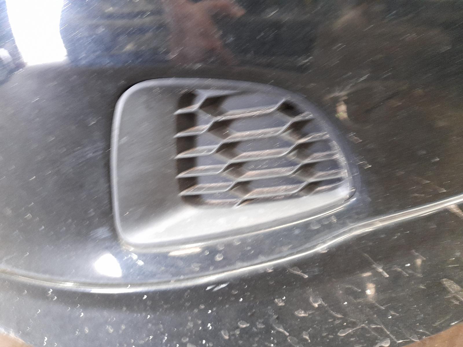 2009 Mazda 2 Grille View Auto part Grille Mazda 2 2009