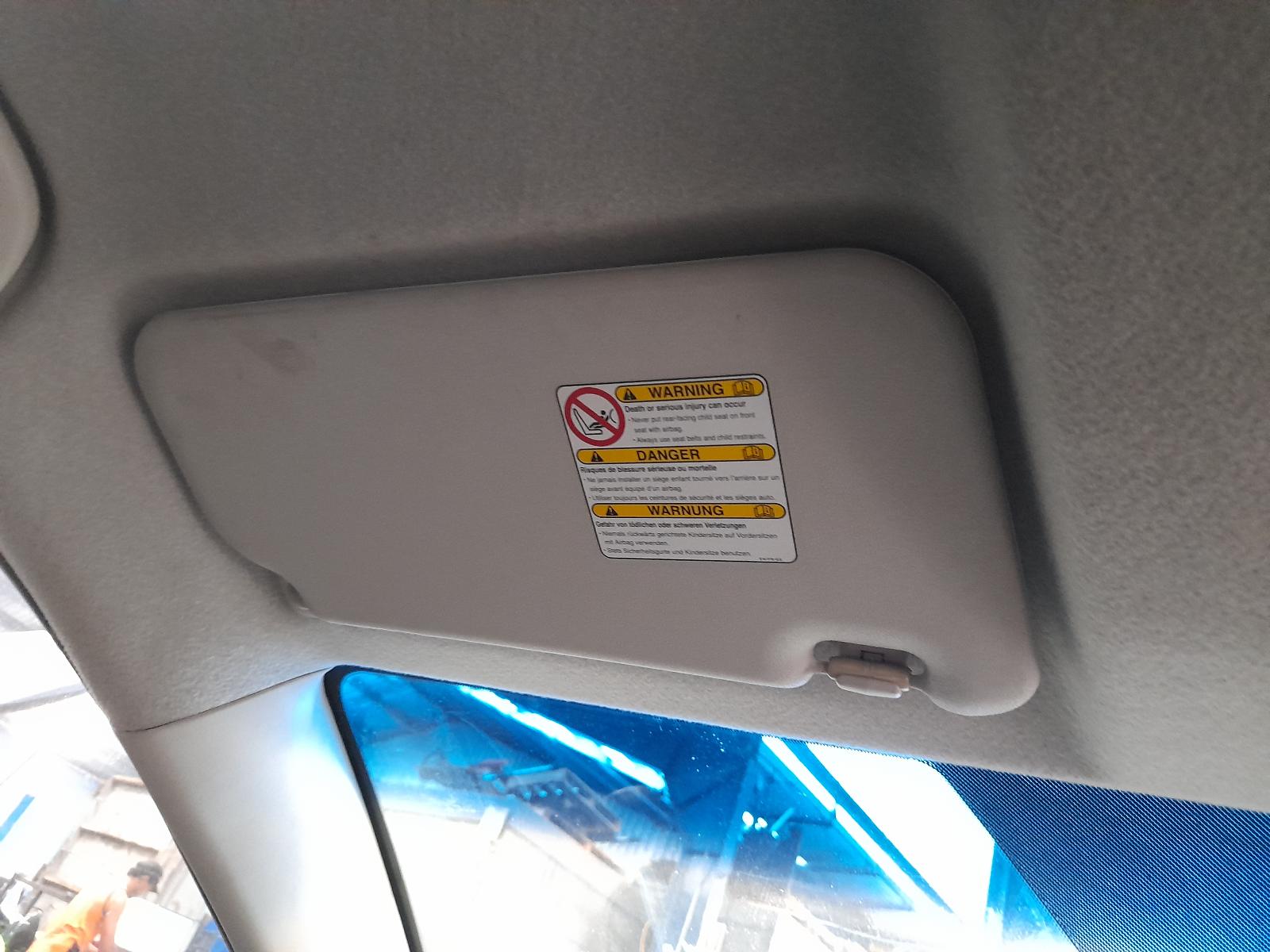 2009 Mazda 2 Grille View Auto part Grille Mazda 2 2009