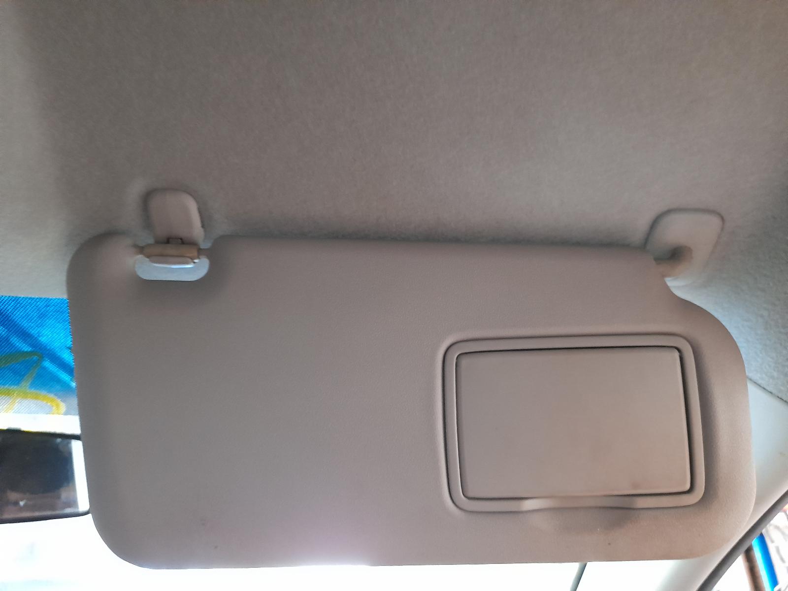 2009 Mazda 2 Grille View Auto part Grille Mazda 2 2009