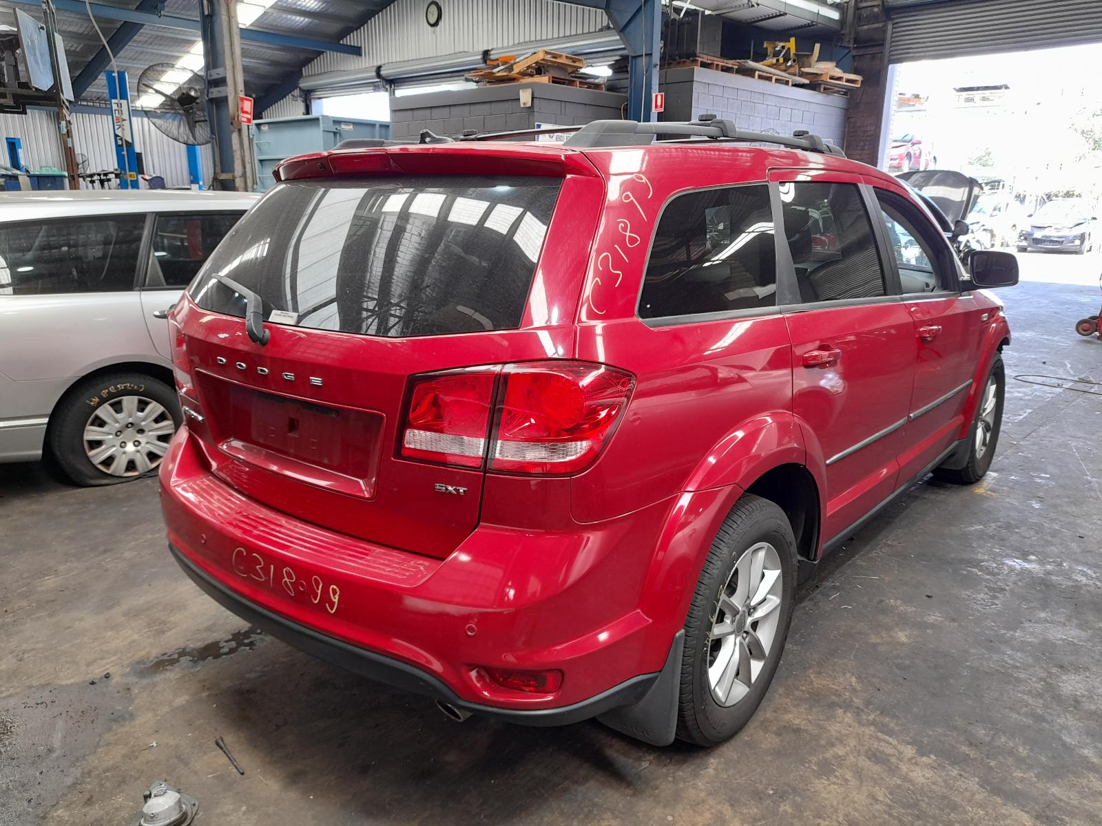 View Auto part Rear/Tailgate Glass Dodge Journey 2011
