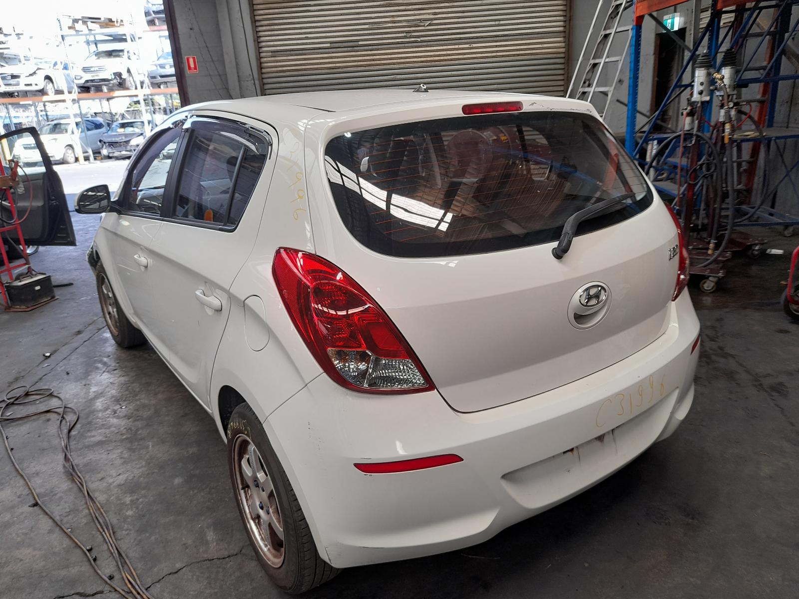 View Auto part Door/Boot/Gate Lock Hyundai I20 2014