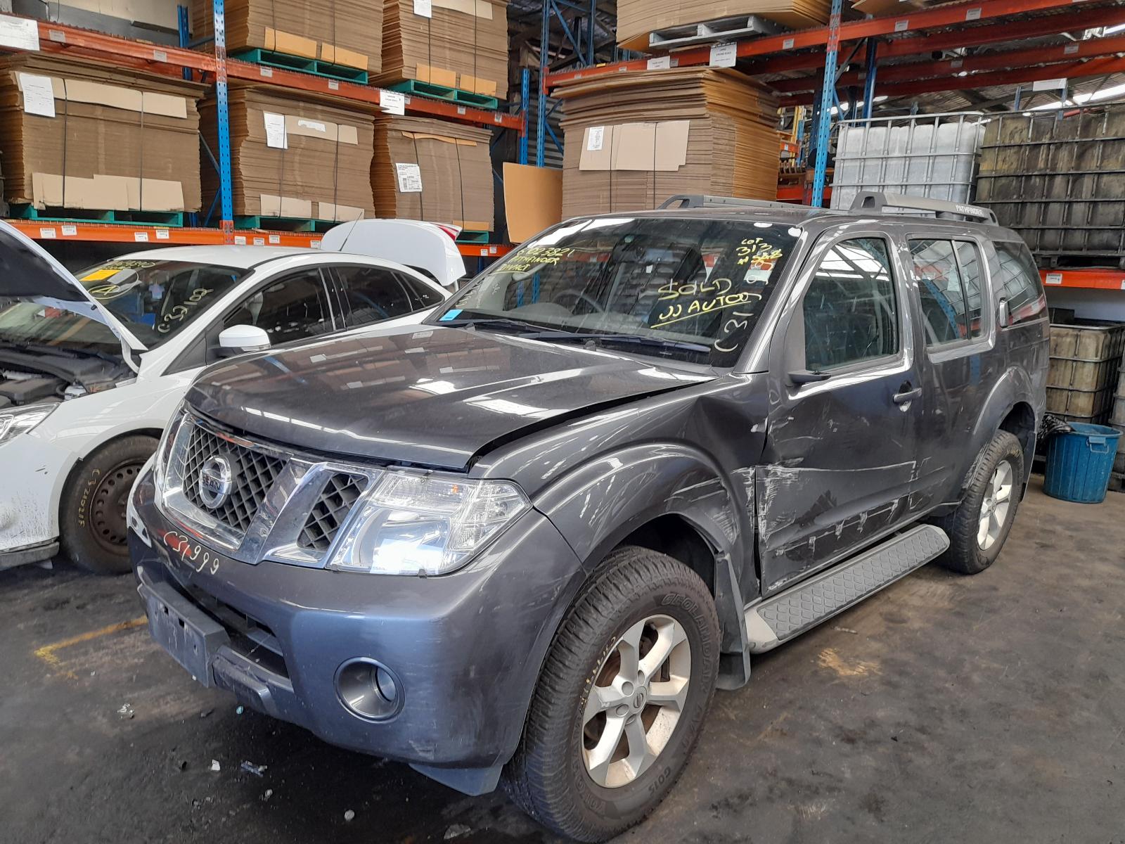 View Auto part Trans/Gearbox Nissan Pathfinder 2013