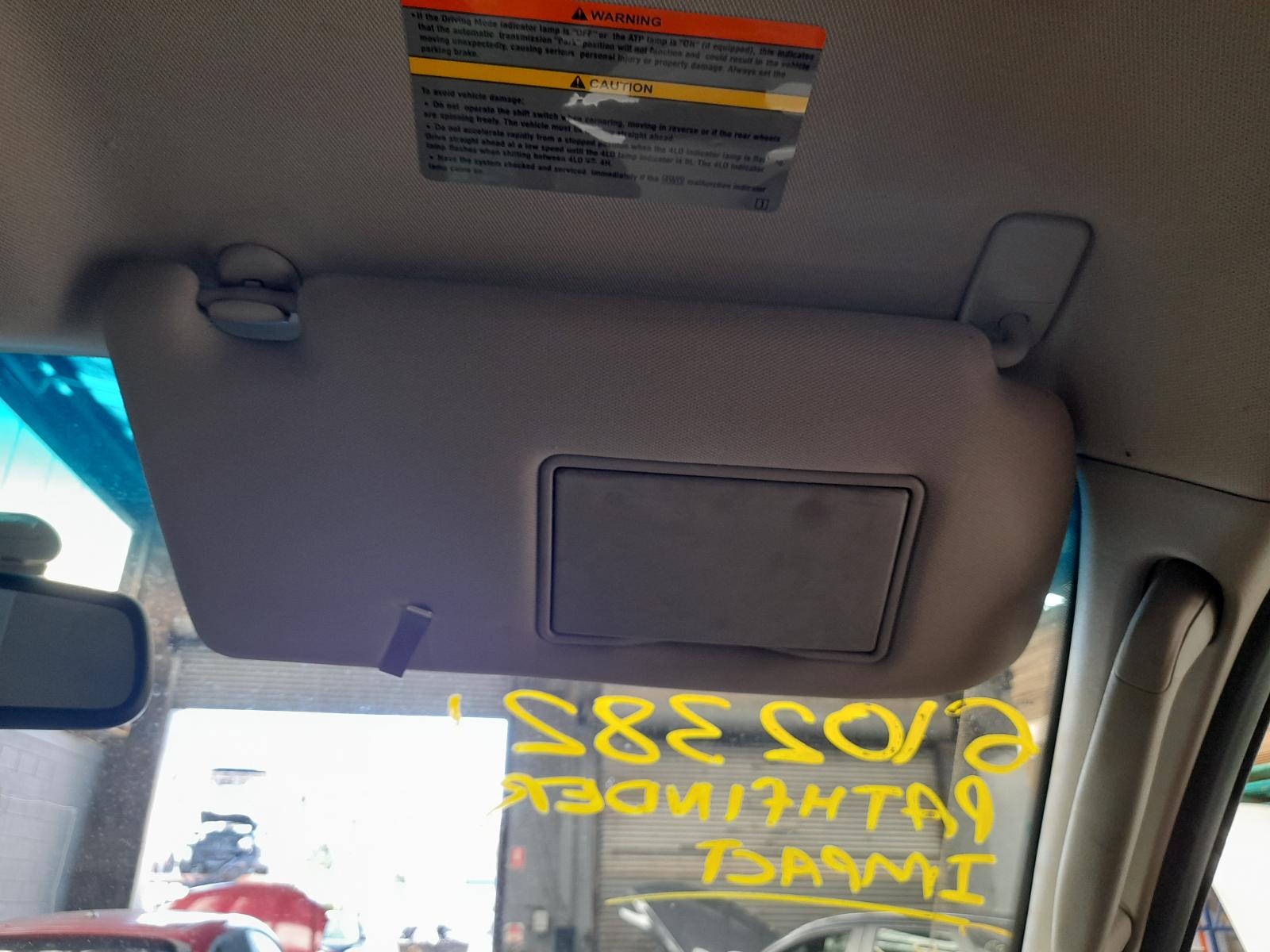 View Auto part Trans/Gearbox Nissan Pathfinder 2013