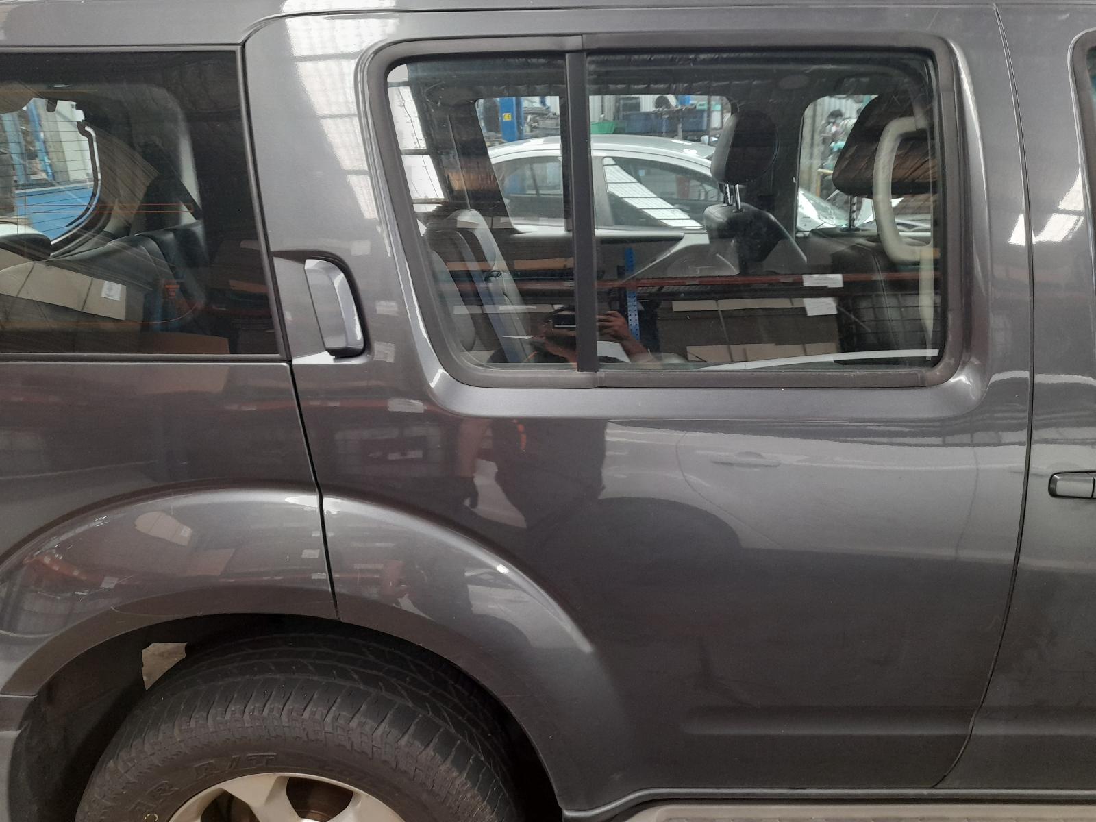 View Auto part Trans/Gearbox Nissan Pathfinder 2013