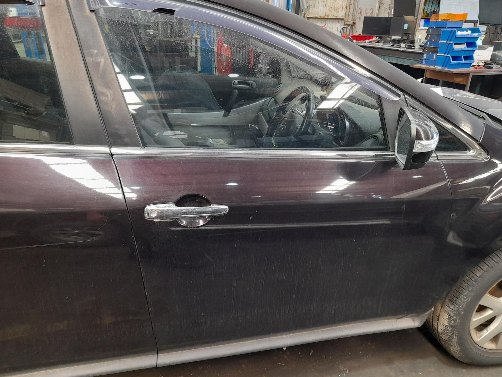 View Auto part Alternator Mazda Cx7 2007
