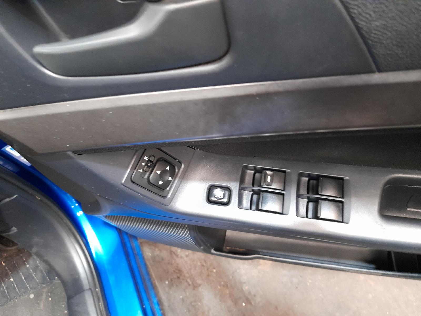 View Auto part Console Mitsubishi Lancer 2008