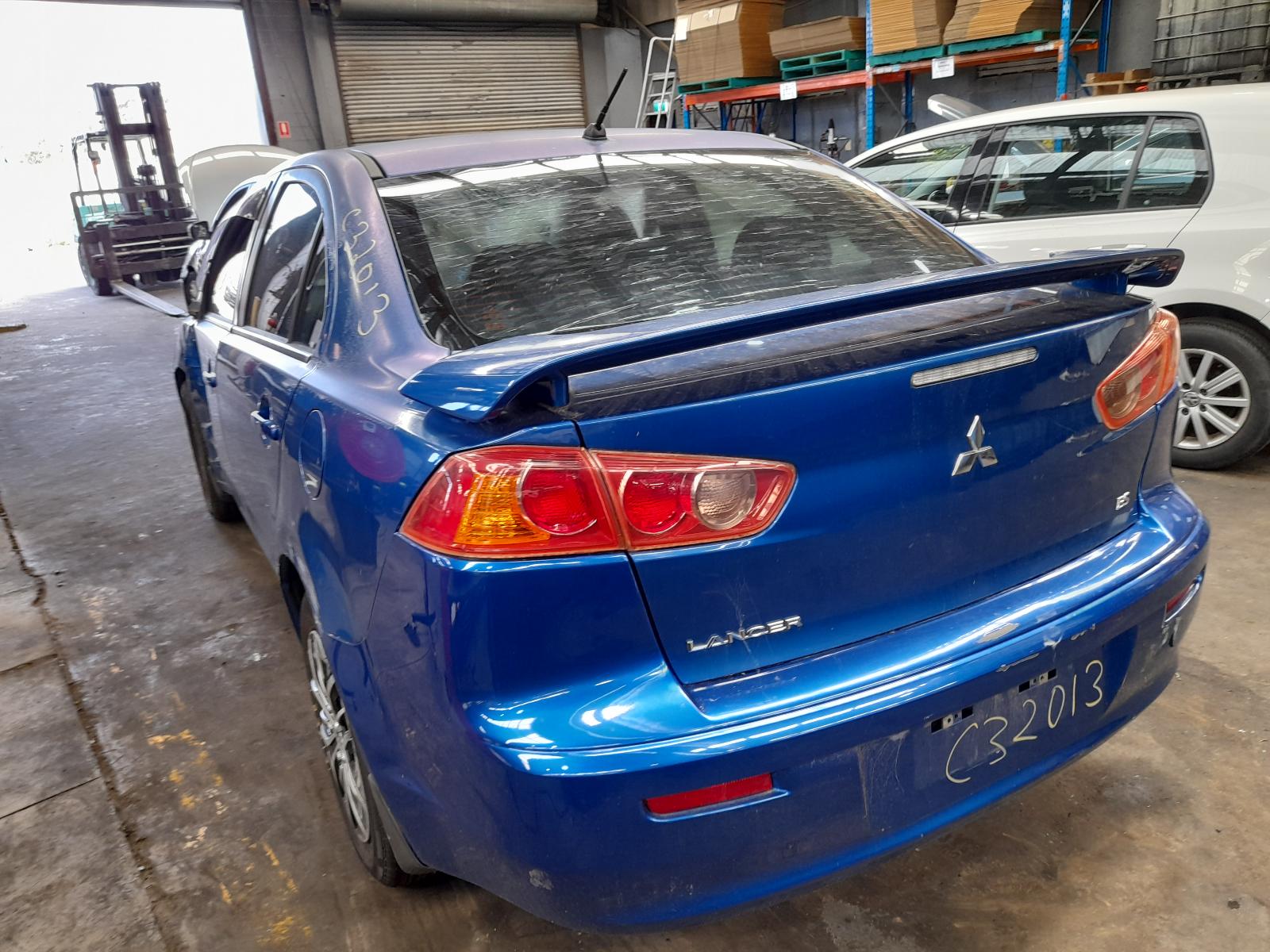 View Auto part Console Mitsubishi Lancer 2008