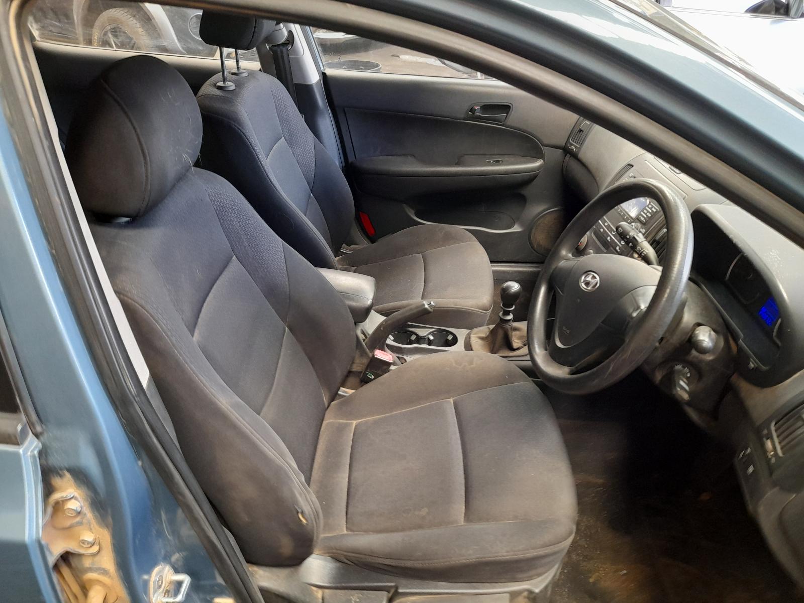 View Auto part Left Rear Wnd Reg/Motor Hyundai I30 2008