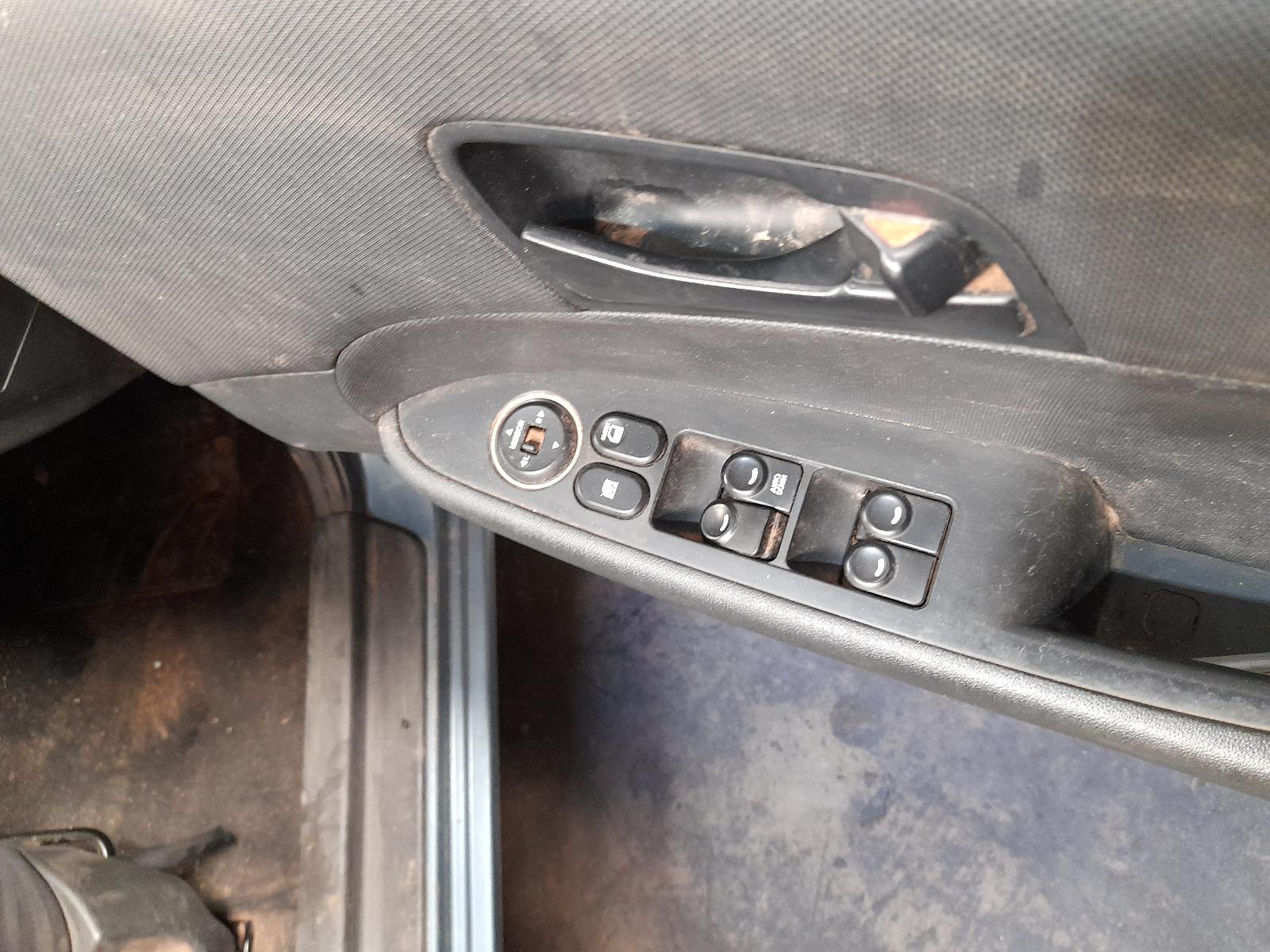 View Auto part Left Rear Wnd Reg/Motor Hyundai I30 2008
