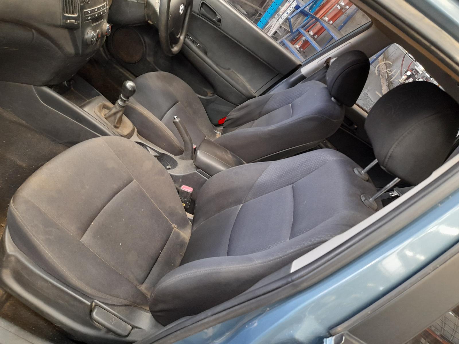 View Auto part Left Rear Wnd Reg/Motor Hyundai I30 2008