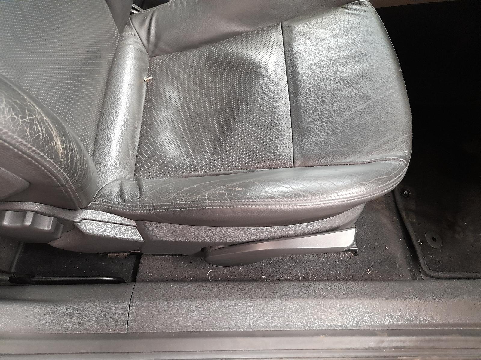 View Auto part Right Front Door Holden Astra 2007