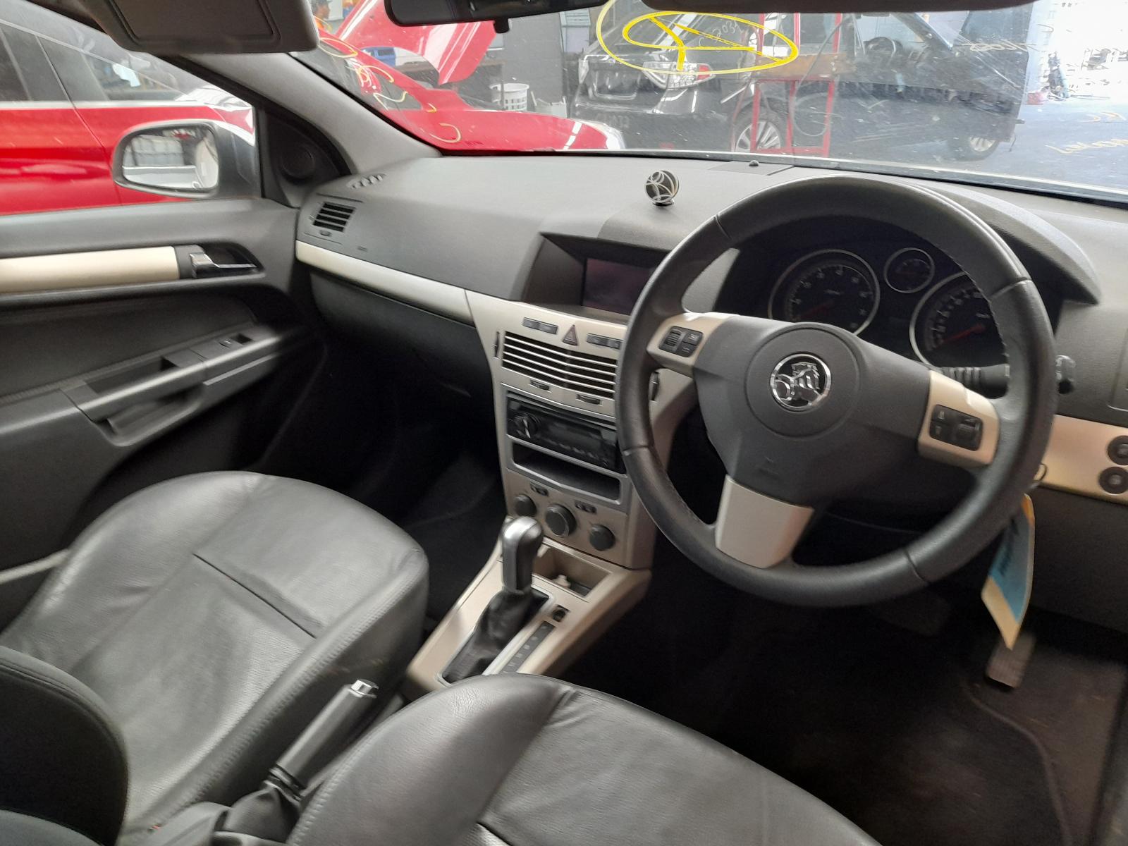 View Auto part Right Front Door Holden Astra 2007