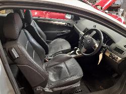 View Auto part Right Front Door Holden Astra 2007