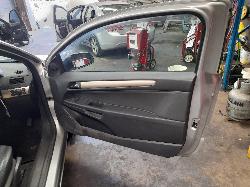 View Auto part Right Front Door Holden Astra 2007