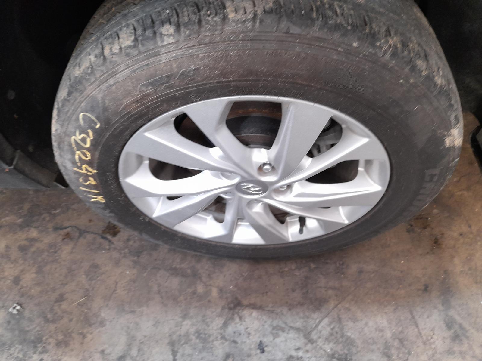 View Auto part Radio/Cd/Dvd/Sat/Tv Hyundai Tucson 2019