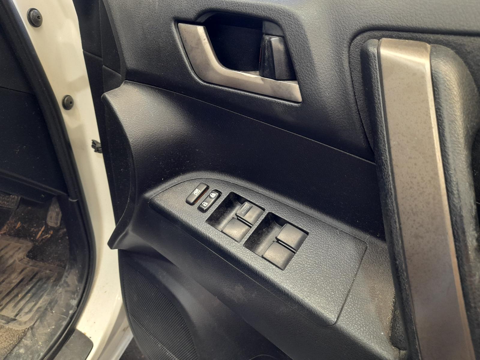 View Auto part Heater/Ac Controls Toyota Kluger 2009
