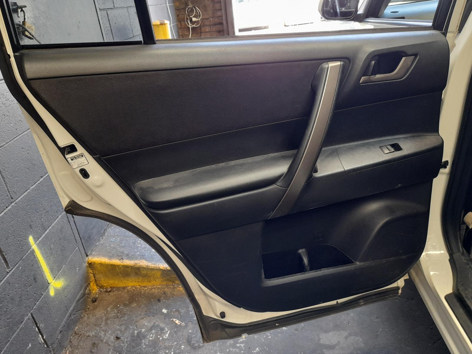 View Auto part Heater/Ac Controls Toyota Kluger 2009