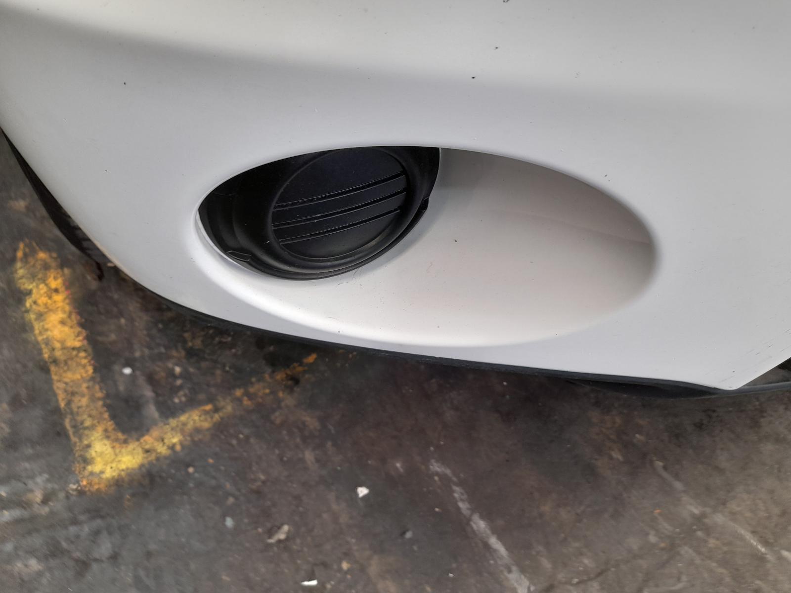 View Auto part Left Taillight Mitsubishi Outlander 2012