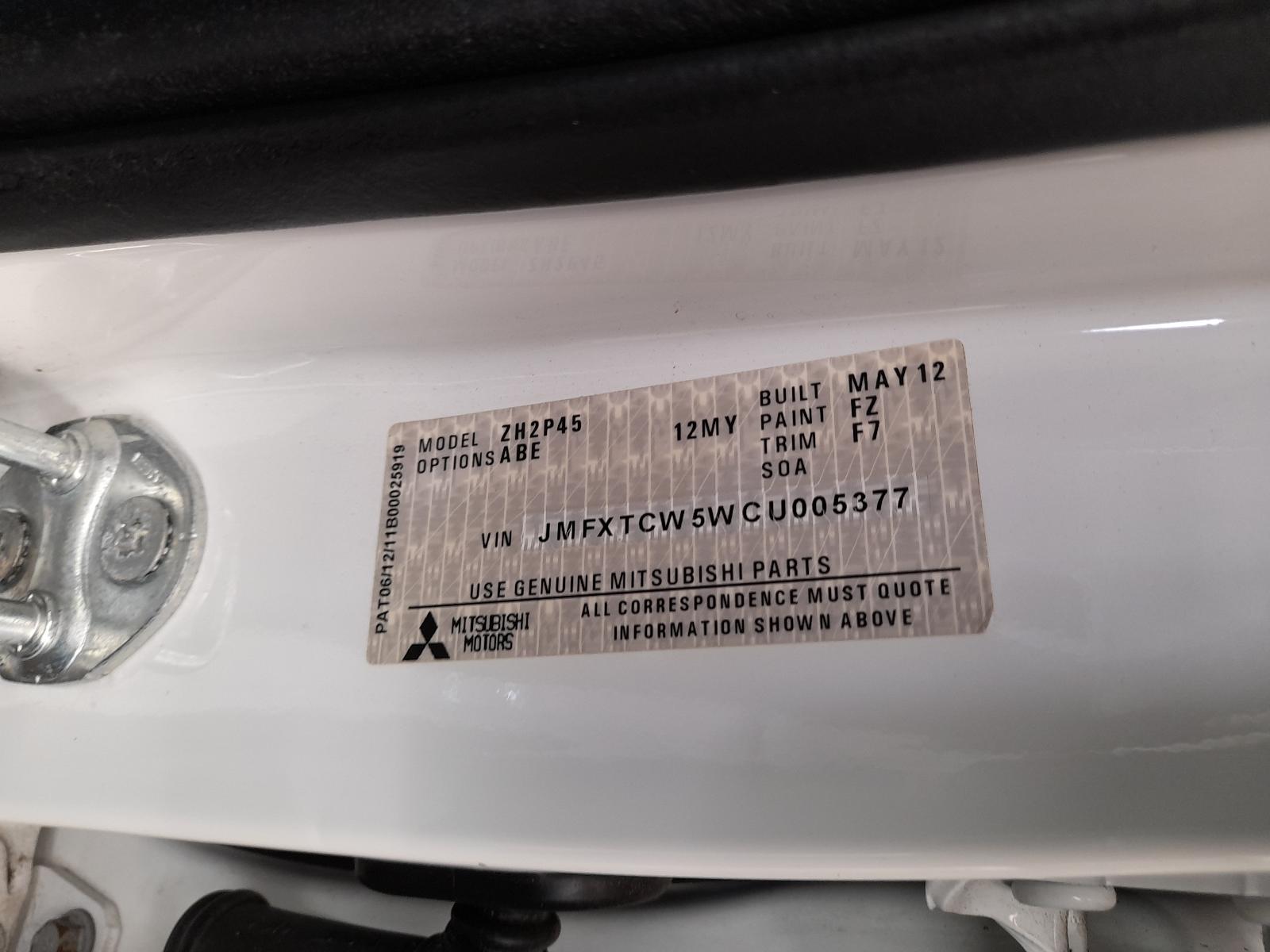 View Auto part Left Taillight Mitsubishi Outlander 2012