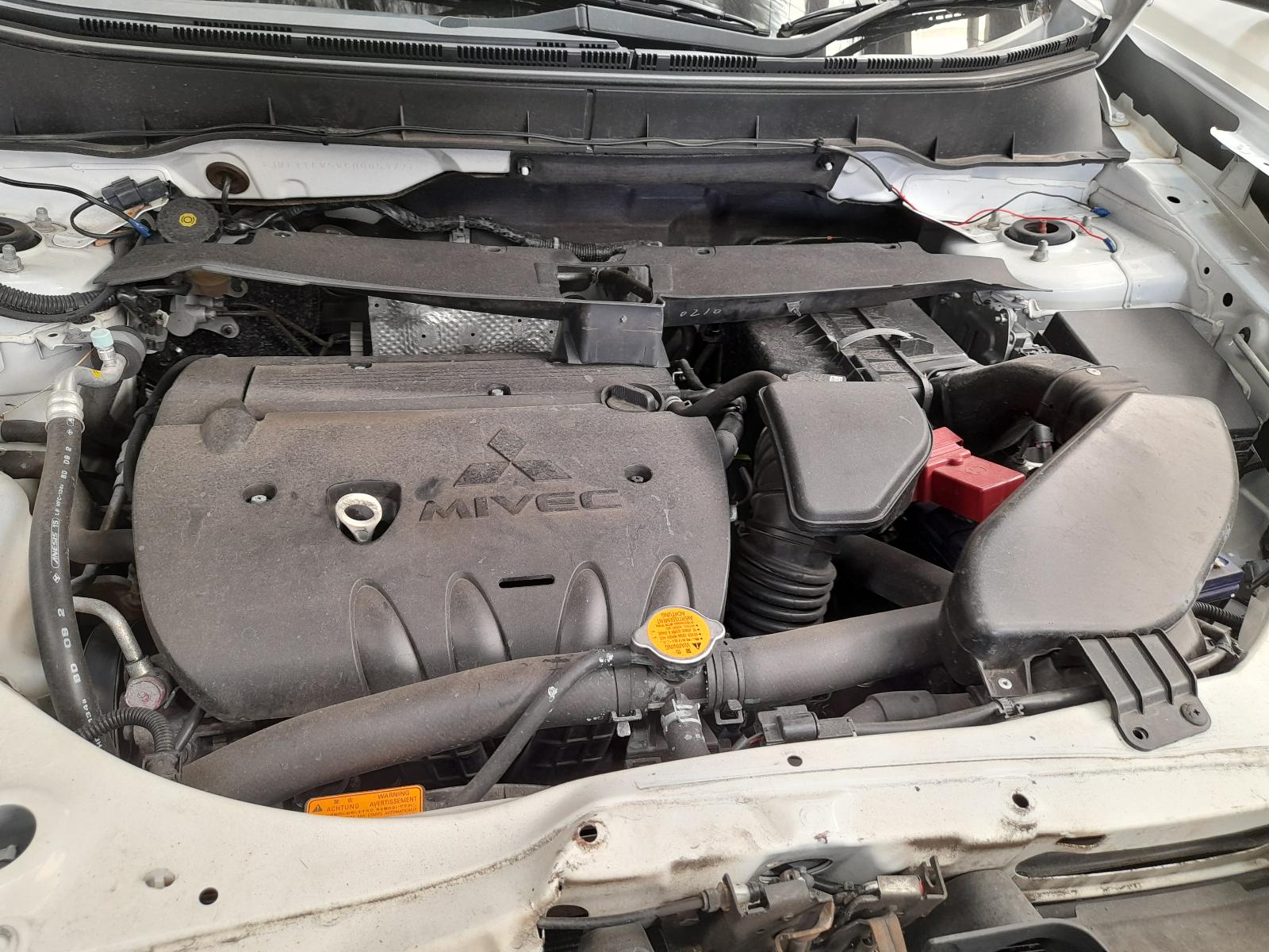 View Auto part Left Taillight Mitsubishi Outlander 2012