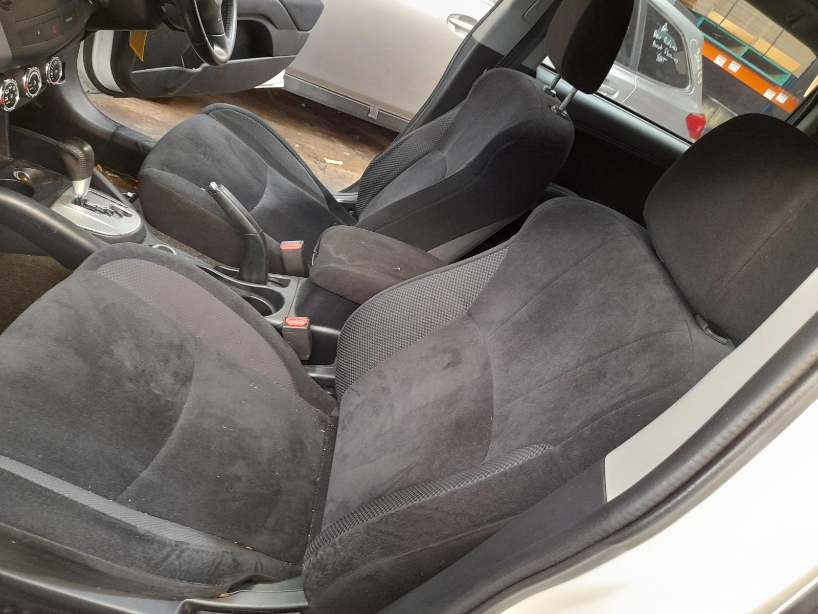 View Auto part Left Taillight Mitsubishi Outlander 2012