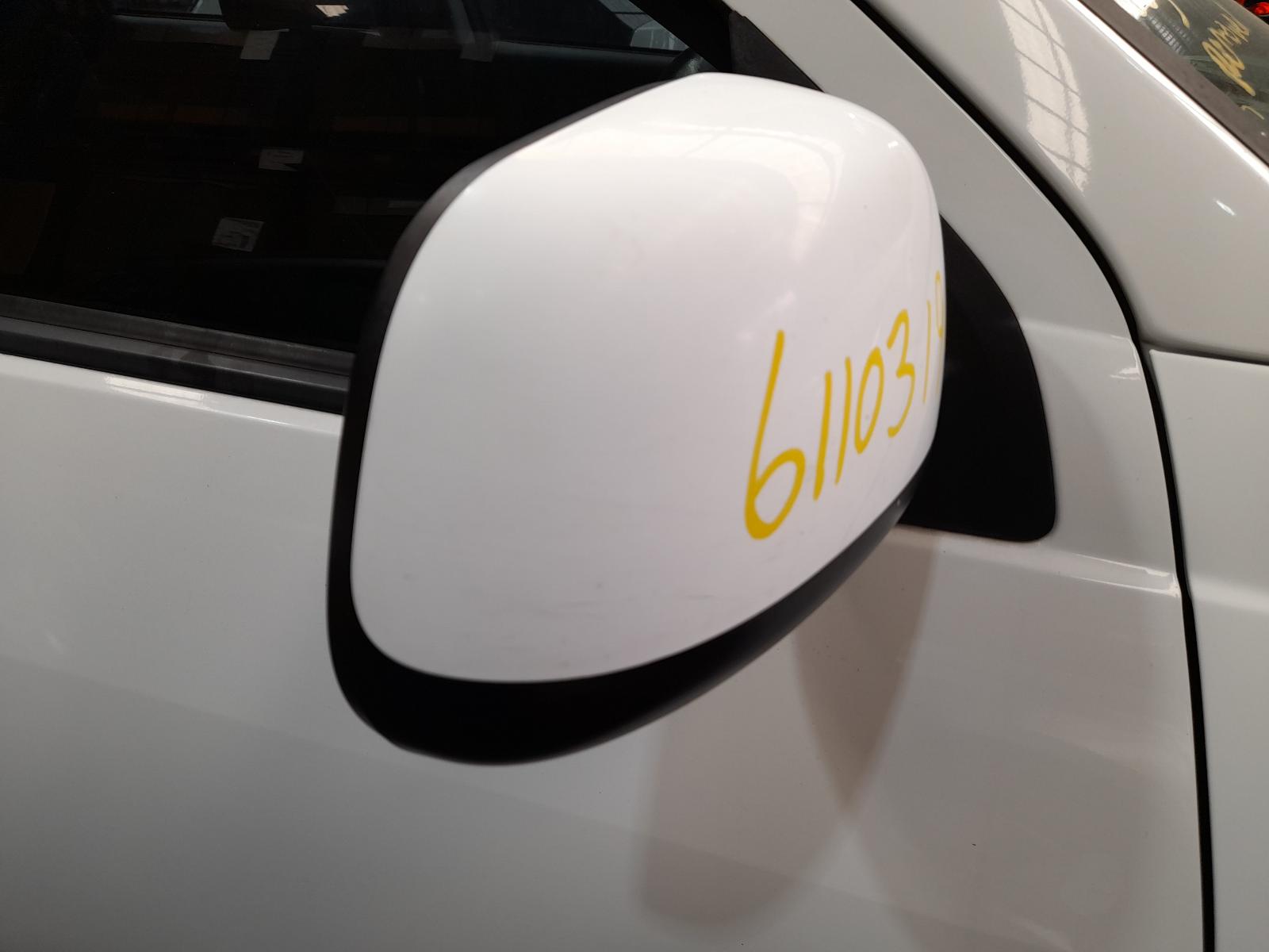 View Auto part Left Taillight Mitsubishi Outlander 2012