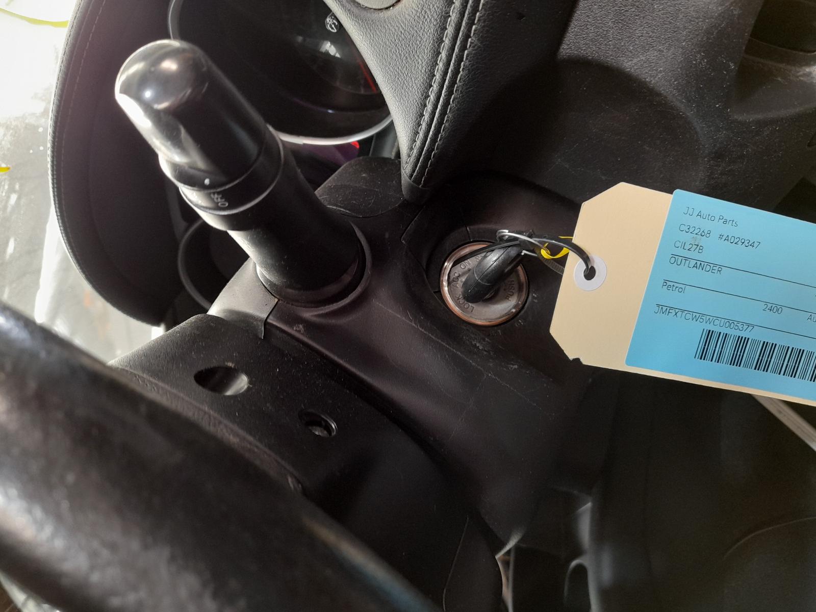 View Auto part Left Taillight Mitsubishi Outlander 2012