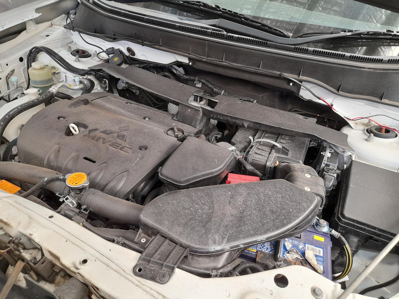 View Auto part Left Taillight Mitsubishi Outlander 2012