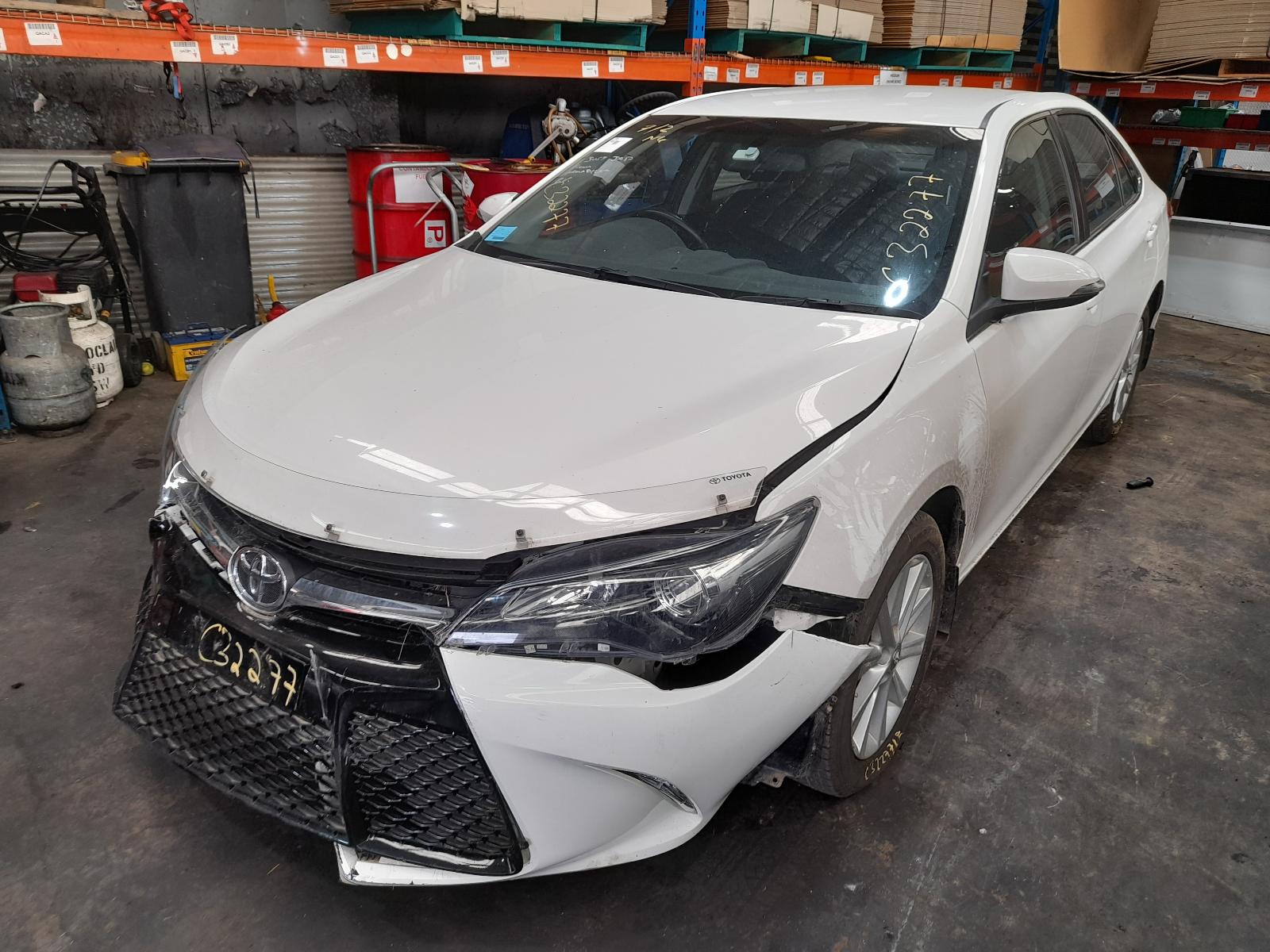 2015 Toyota Camry Sunvisor View Auto part Sunvisor Toyota Camry 2015