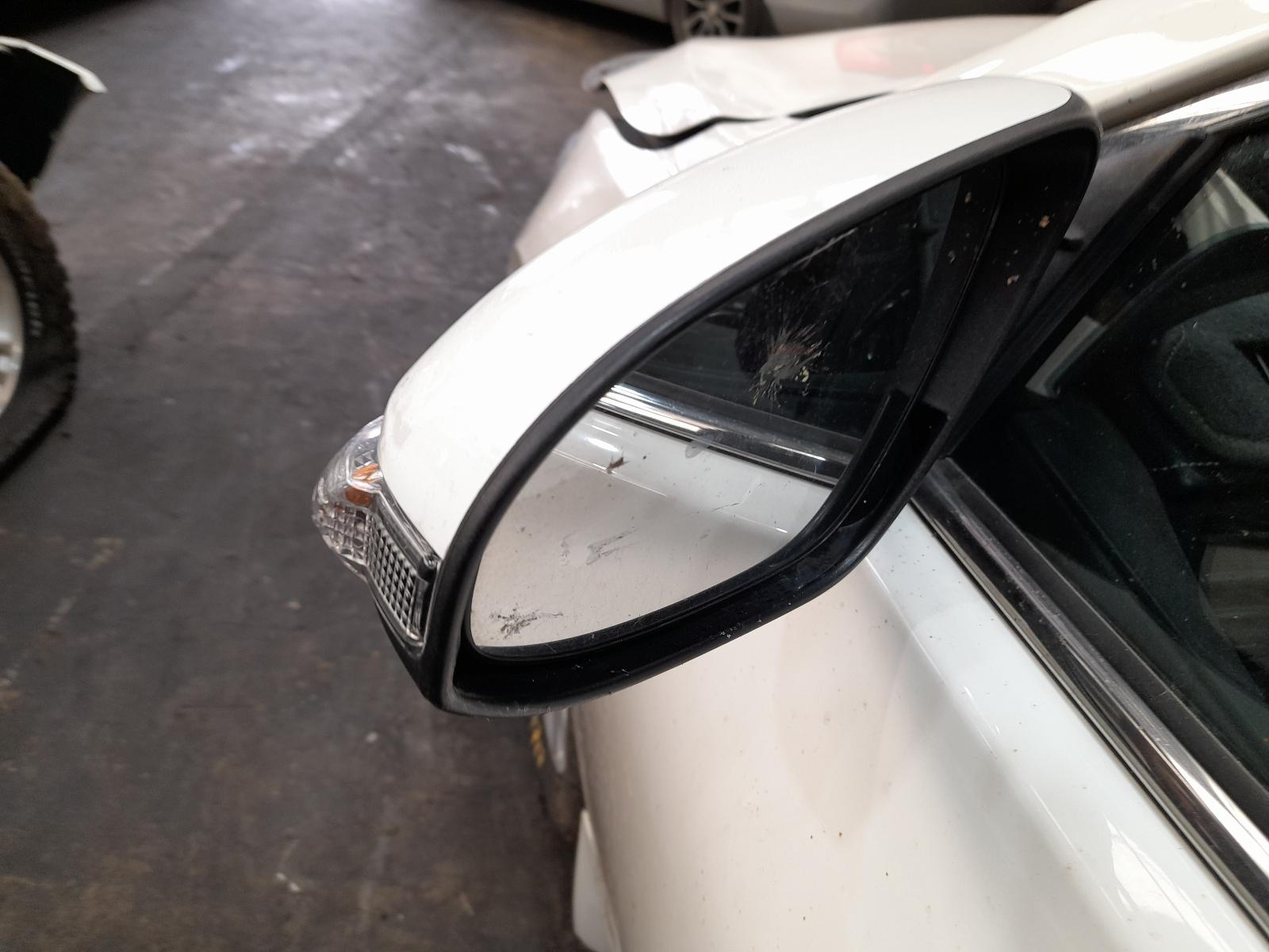 2015 Toyota Camry Sunvisor View Auto part Sunvisor Toyota Camry 2015