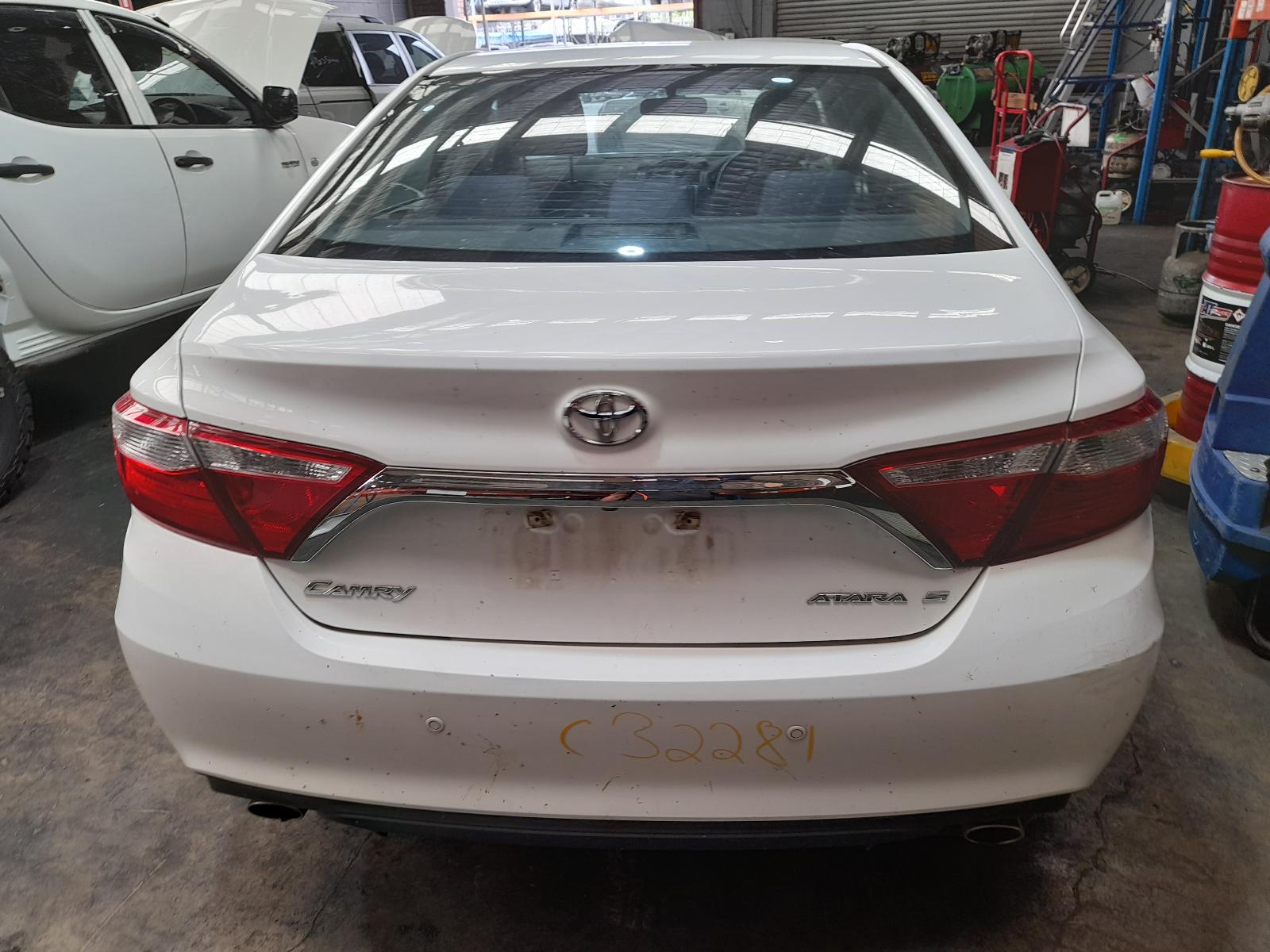 2015 Toyota Camry Sunvisor View Auto part Sunvisor Toyota Camry 2015