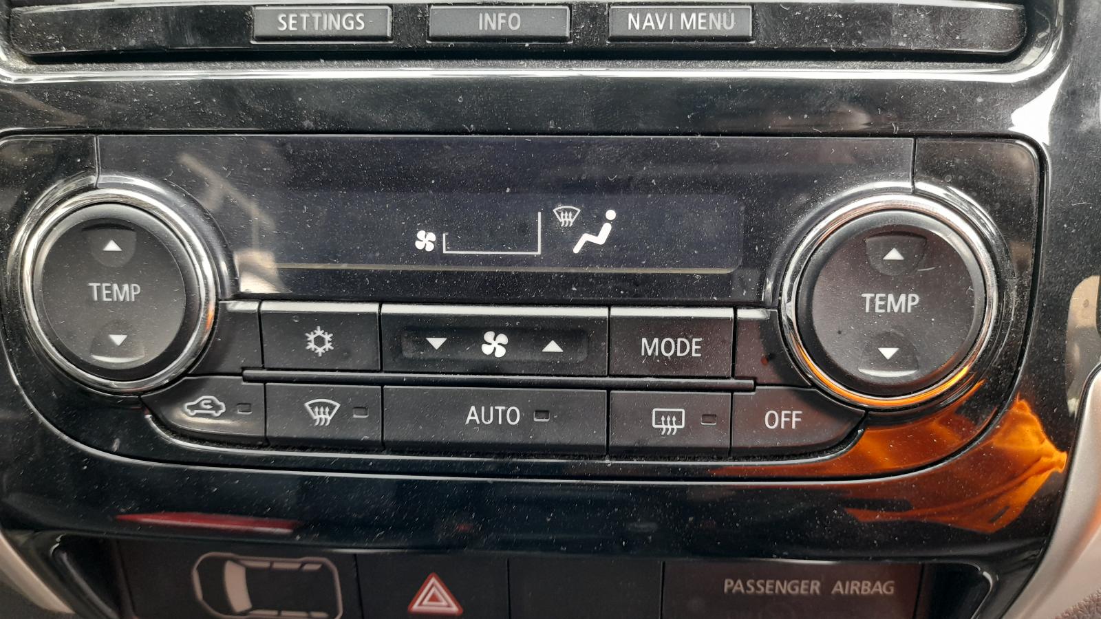 View Auto part Airbag Module/Sensor Mitsubishi Triton 2015