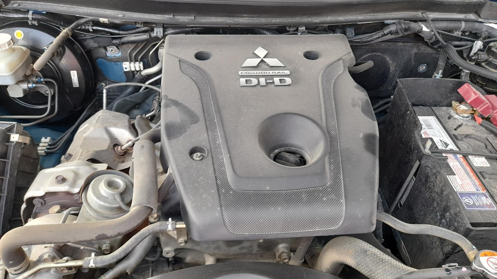 View Auto part Airbag Module/Sensor Mitsubishi Triton 2015