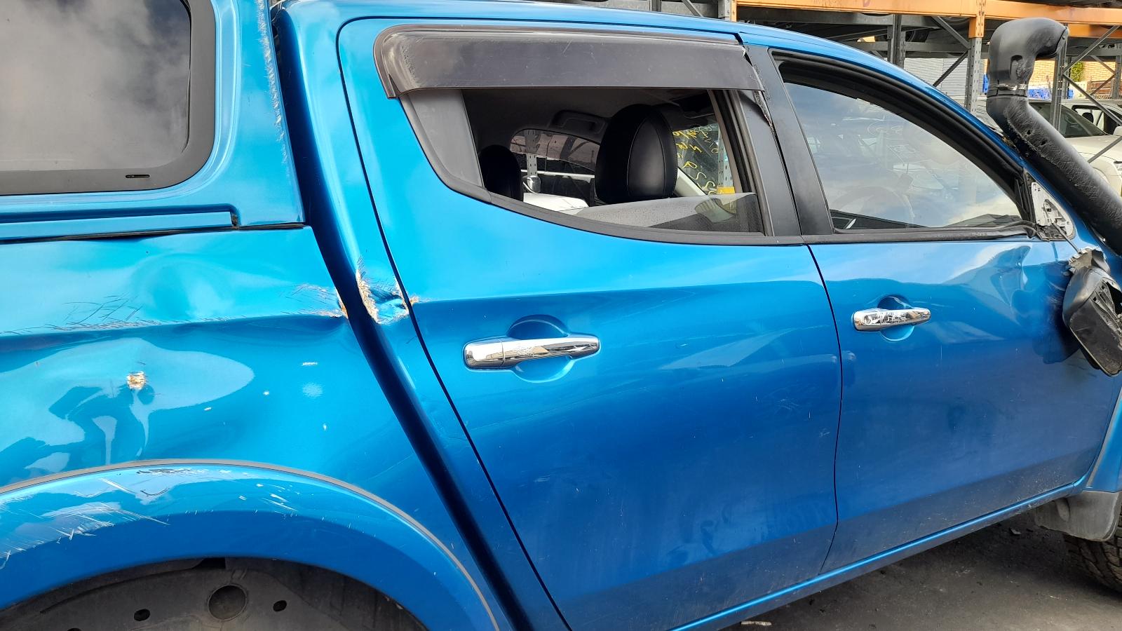 View Auto part Airbag Module/Sensor Mitsubishi Triton 2015