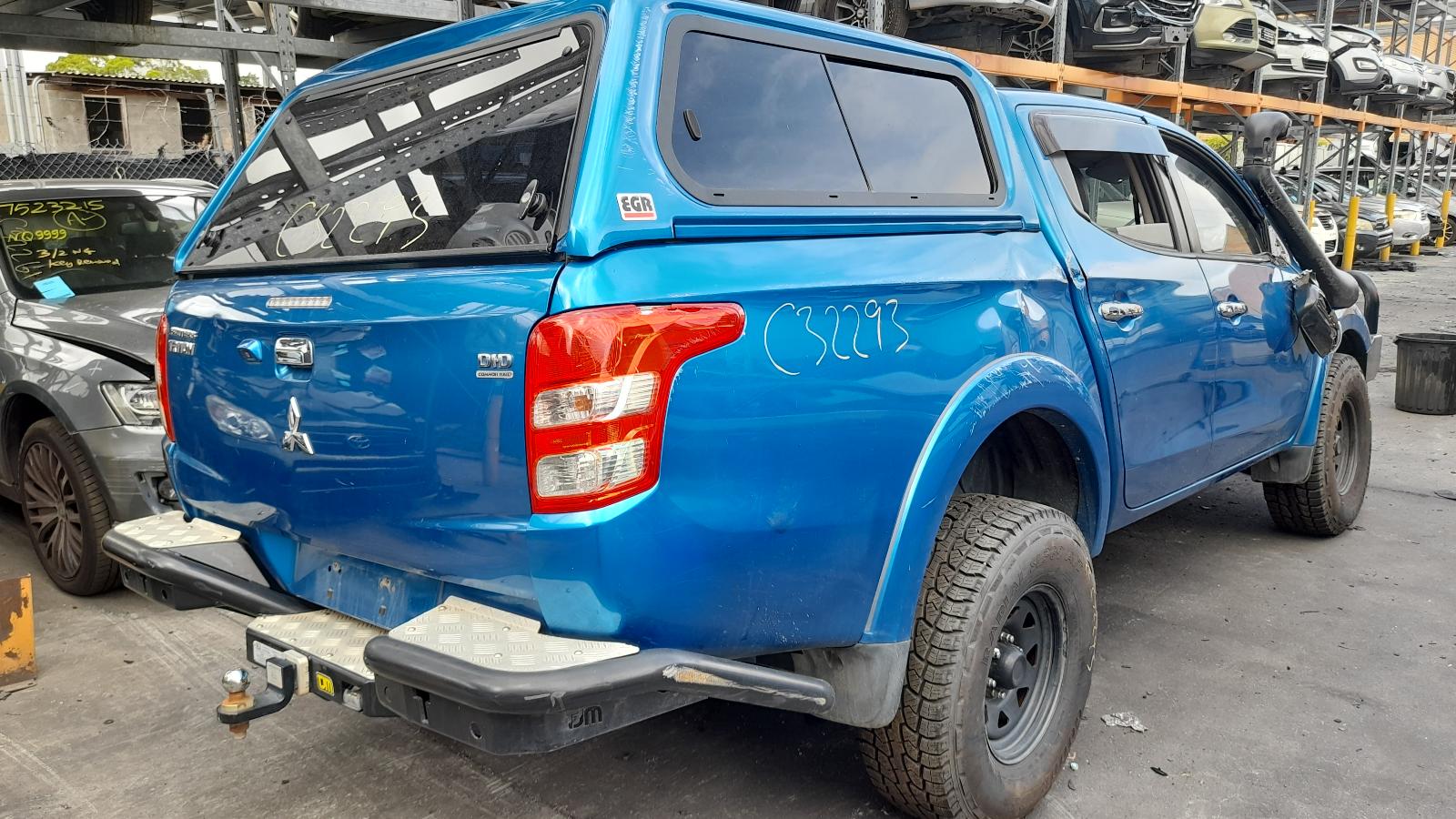 View Auto part Airbag Module/Sensor Mitsubishi Triton 2015