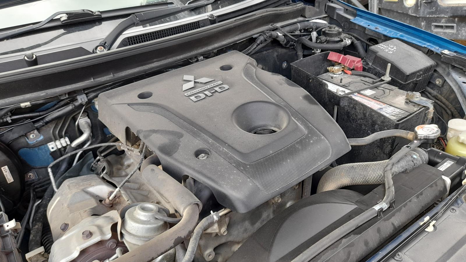 View Auto part Airbag Module/Sensor Mitsubishi Triton 2015